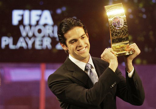FIFA正式宣布07世界足球先生 卡卡当选获大满
