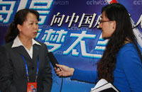 中国航天员系统副总设计师黄伟芬:<br>航天员选拔标准更高