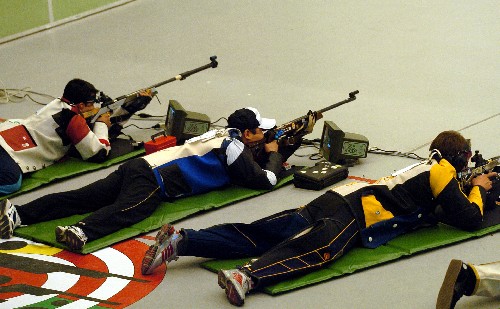 亚锦赛50米步枪卧射贾占波获中国唯一奥运资格