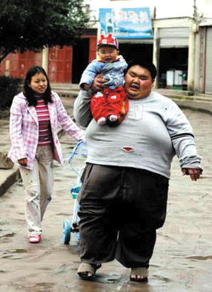中国第一胖孙亮土葬图图片